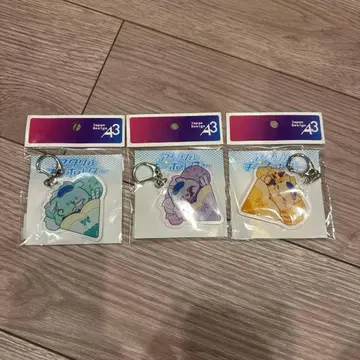 러브이즈 디패턴 콜라보 아크릴 키링 냐포루루 파오파오