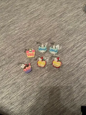 산리오 이름 키링