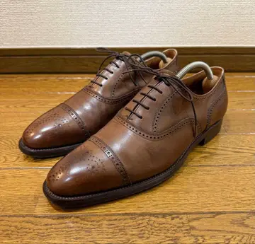 스코치 그레인 브라운 가죽 캡토 세미 브로그 비즈니스 슈즈