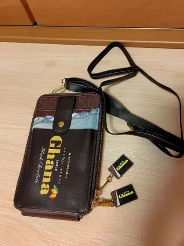 LOTTE 롯데 가나 블랙 초콜릿 스마트폰 숄더백