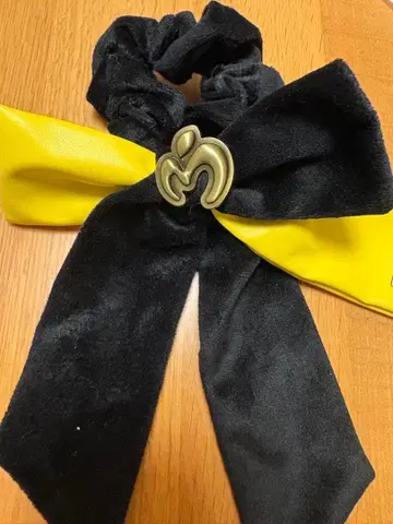 Mrs. GREEN APPLE 리본 바벨탑