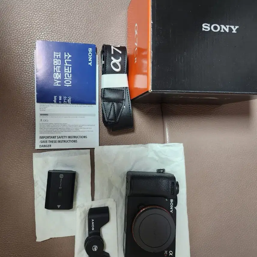 보증많이 남은 소니 a7cr 블랙 판매합니다
