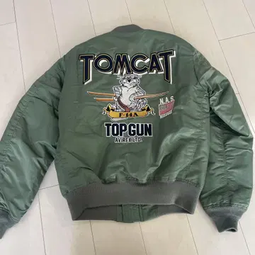 컨디션 최상 AVIREX ma-1 플라이트 자켓 톰캣 L