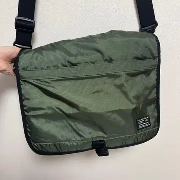 ALPHA INDUSTRIES 알파 밀리터리 숄더백 카키