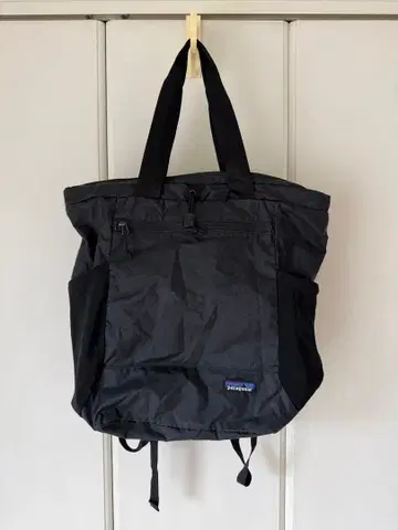 [새상품급] 파타고니아 울트라라이트 블랙홀 토트 팩 27L 블랙