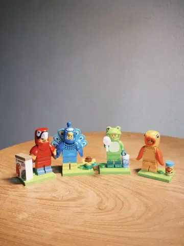 레고 미니 피규어 4개 세트