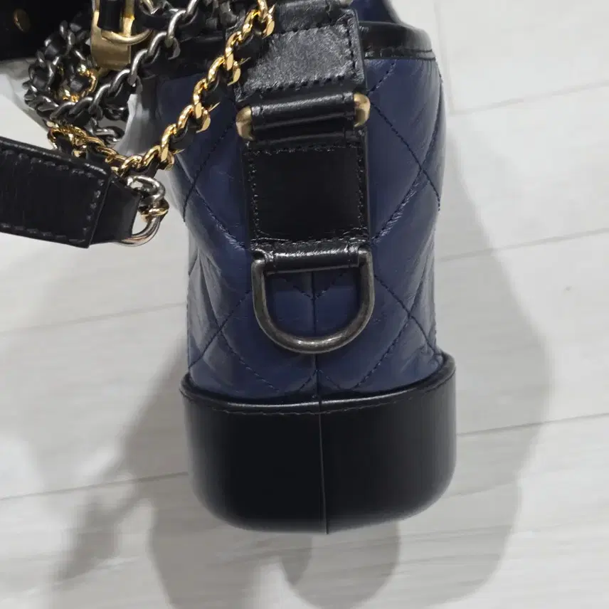 샤넬 가브리엘 호보 스몰 네이비블랙 사진 6