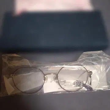 JINS 세일러문 세일러 새턴 안경 프레임 세트