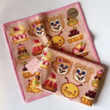 러브리 바이 페이러 카렐 차펙 파우치 손수건 세트 미사용 새상품