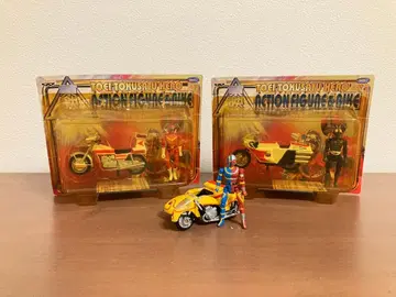 도에이 특촬물 영웅 액션 피규어 & 바이크 3체 세트 반프레스토