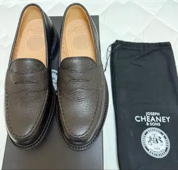 JOSEPH CHEANEY 조셉 치니 하워드 블랙 UK 6 미사용