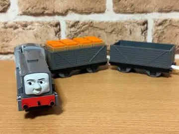 토마스 프라레일 단종 데니스