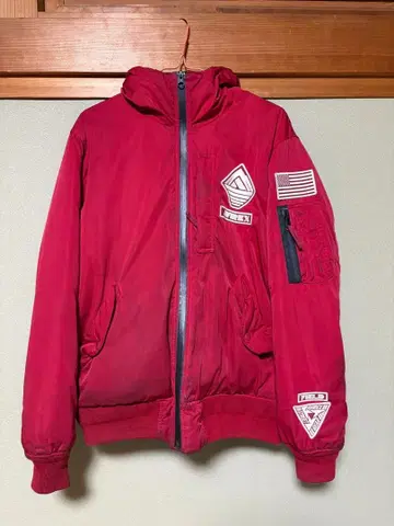 레어 AVIREX -MA1 L 사이즈