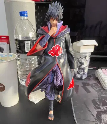 우치하 사스케 피규어 아카츠키 로브 약 35cm