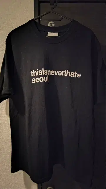 [한국 한정판] thisisneverthat 티셔츠 L 사이즈