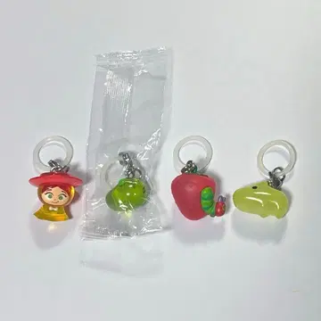 배고픈 애벌레 콩 시바 토이스토리 마크 액세서리 제시