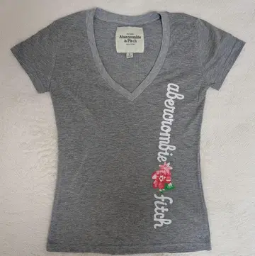 미사용 새상품 Abercrombie&Fitch 반팔T셔츠 그레이 S사이즈