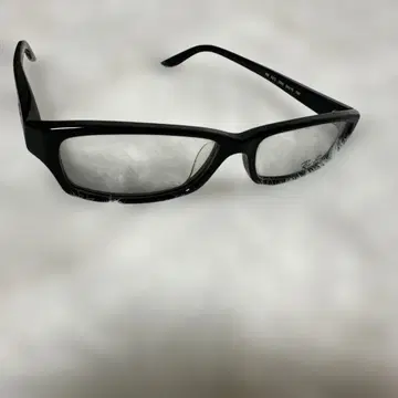 레이밴 블랙 프레임 안경