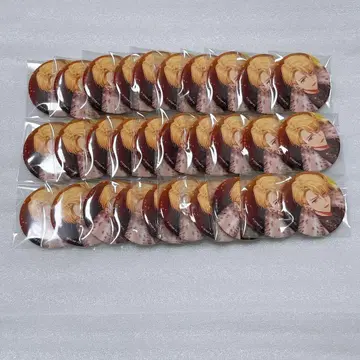 18TRIP 라이토 캔뱃지