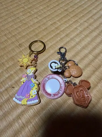 라푼젤 & 미키마우스 키링 세트