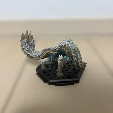 몬스터 헌터 피규어 스탠다드 모델 진오우가