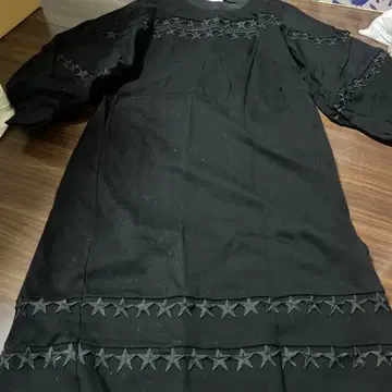 MUVEIL x converse 콜라보 별 자수 원피스