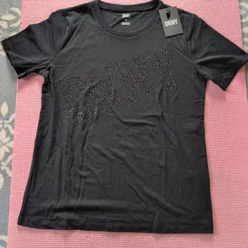 DKNY 블랙 T셔츠 XS 스톤 포함