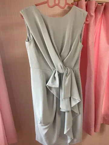 라이트 블루 리본 드레스