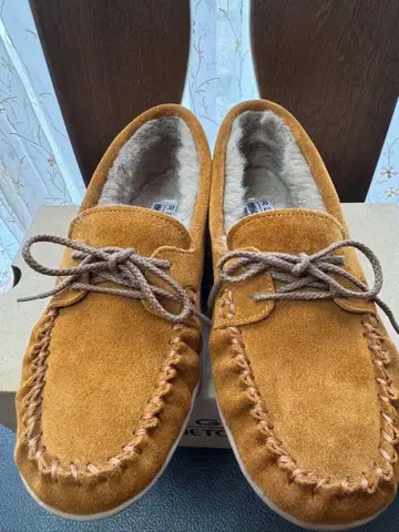 REGAL MINNETONKA 브라운 모카신