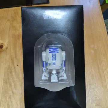 R2-D2 피규어 블랙 박스 포함
