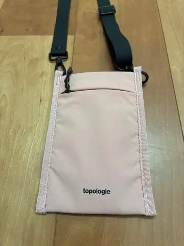 토폴로지 topologie 핑크 스마트폰 숄더백 스마트폰 케이스