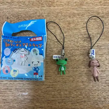 칼피스 워터 도코데모 잇쇼 여름 피규어 스트랩과 그 친구 2개