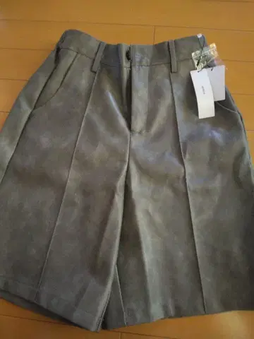 MURUA 그레이 하프 팬츠