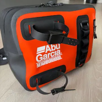 NEIGHBORHOOD x Abu Garcia 숄더백 낚시