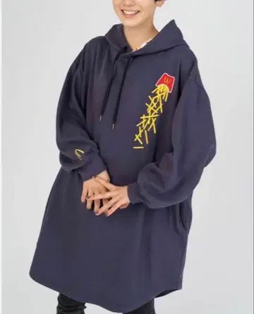 프라이드 포테이토 자수 오버 사이즈 후드티/그라니프