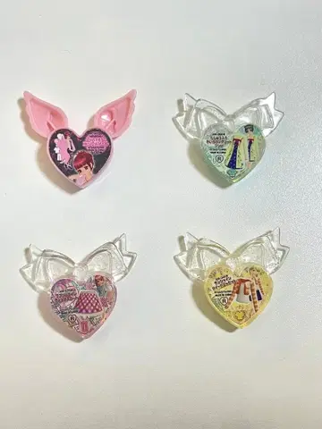 프리티 리듬 깃털 달린 스톤