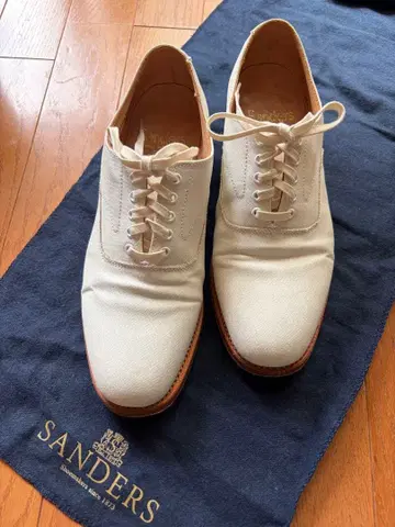 SANDERS White Canvas Ladies Oxford shoes
