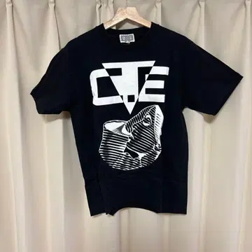 C.E CAVEMPT 티셔츠