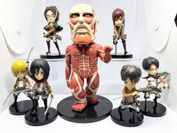 진격의 거인 월드 컬렉터블 피규어 vol.1 초거대 거인 MG01