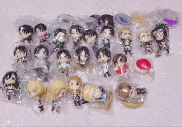 진격의 거인 엘렌 리바이 제일복권 큥캐릭터 피규어 엘렌 산타 의류 포함