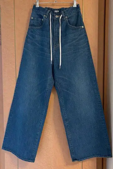 INSCRIRE (인스크라이버) 드로우 스트링 데님 팬츠