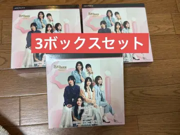 사쿠라자카46 x 빌디바이드 - 브라이트 트레이딩 카드 게임