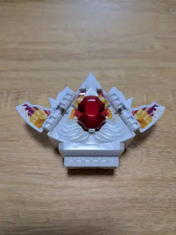 가면라이더 가브 킹킹고치조 표정 다름