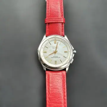 EXCEED 실버/레드 시계 일본제