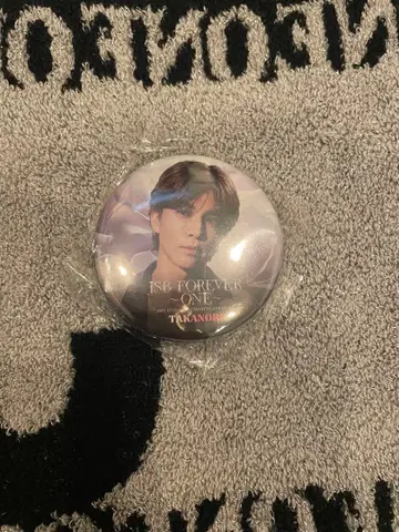 JSB 이와타 타카노리 스타디움 가챠 캔 배지