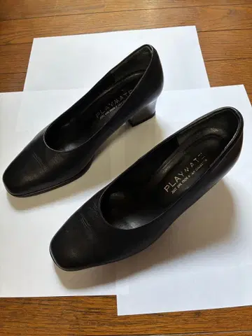 플레이메이트 PLAY MATE 블랙 여성용 펌프스 천연 가죽
