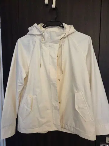 B:MING by BEAMS 후드 부착 발수 마운틴 후드티