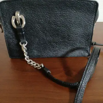 TOFF & LOADSTONE 블랙 숄더백