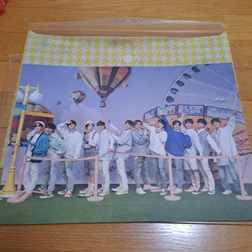 TREASURE TREASURE WORLD 포스터 세트