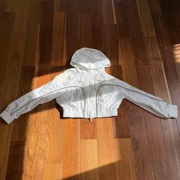 FENGGY 숏 기장 자켓 화이트 M사이즈 후드 부착 모드 스타일